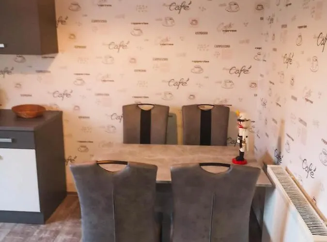 شقة Rheinterrasse 3 لانشتاين